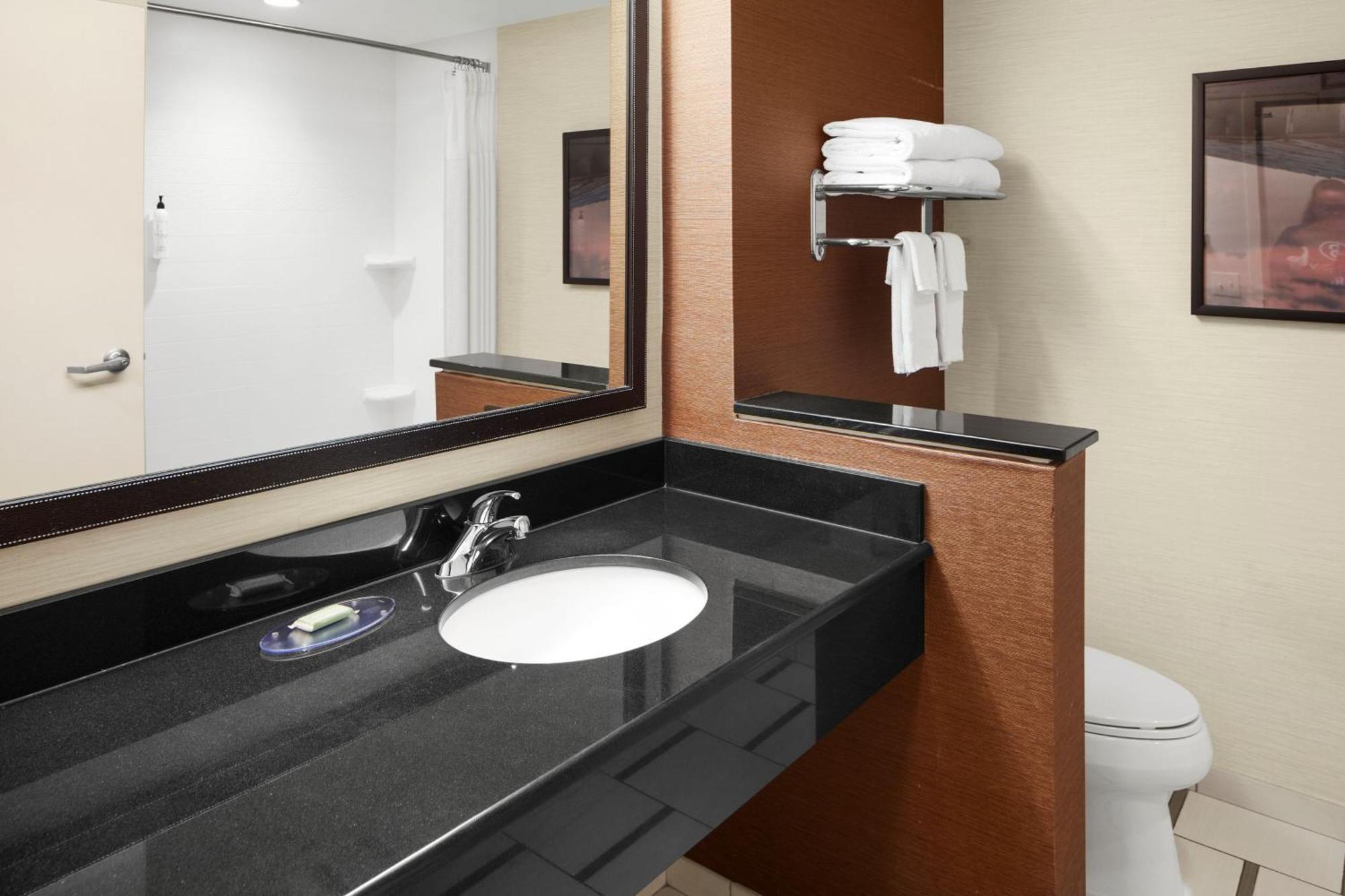 Fairfield Inn & Suites By Marriott ДюБоа Екстериор снимка