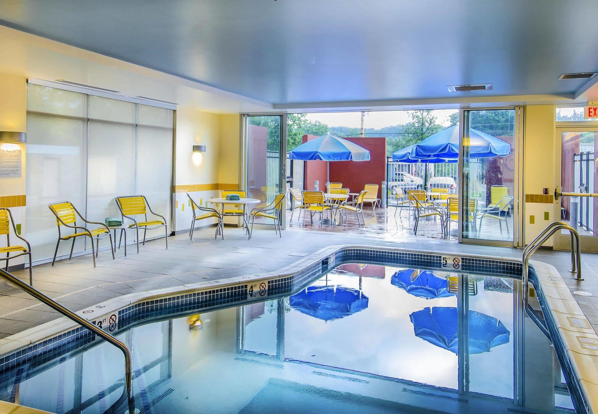 Fairfield Inn & Suites By Marriott ДюБоа Екстериор снимка